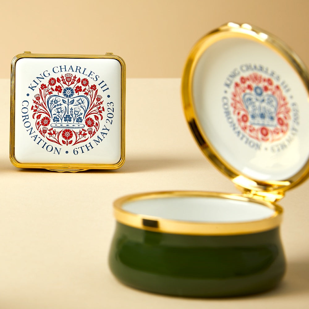 ハルシオンデイズ　デザートプレート　16cm エリザベス女王　チャールズ国王 ハルシオンデイズ デザートプレート 16cm エリザベス女王