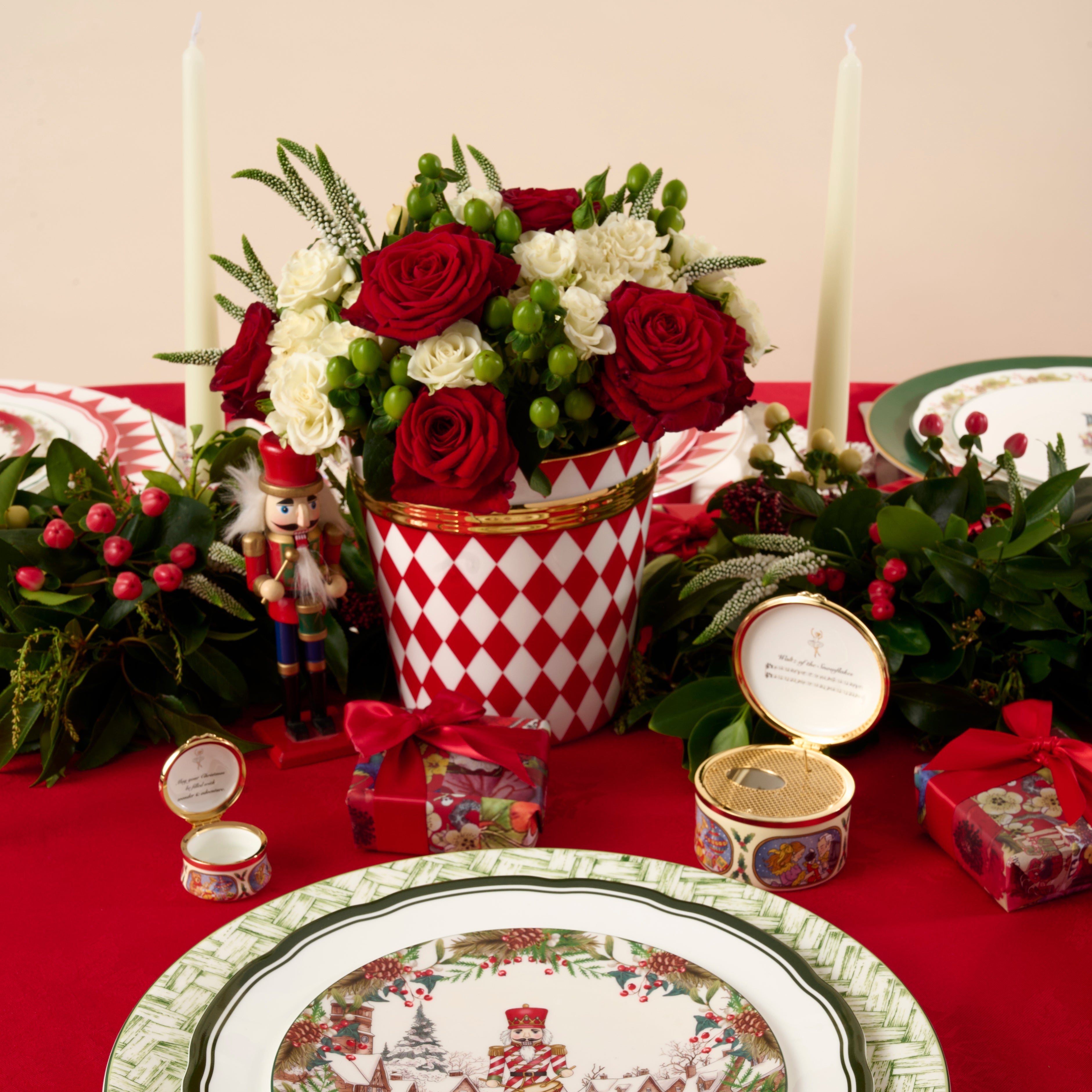 Christmas Homewares | Fine China & Decor | Halcyon Days – HALCYON DAYS