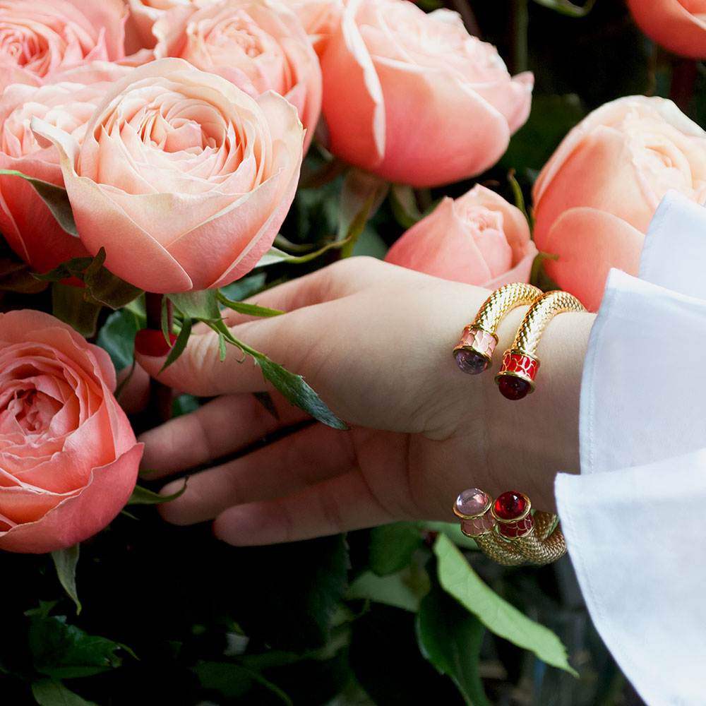 Rose bangle shop